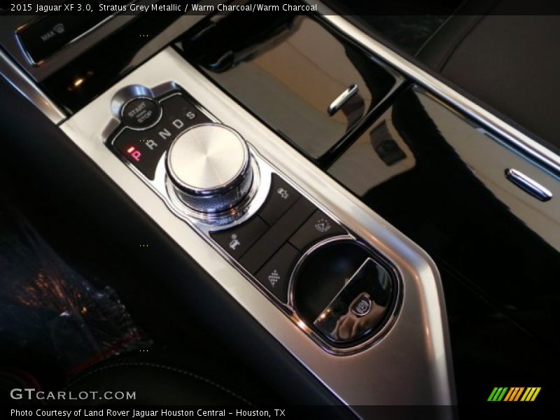  2015 XF 3.0 8 Speed Automatic Shifter