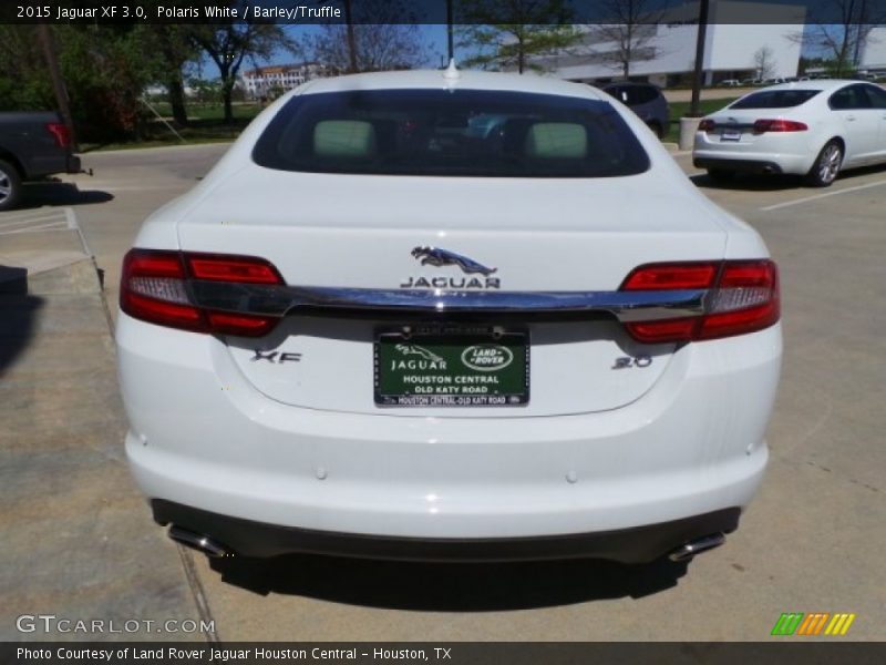 Polaris White / Barley/Truffle 2015 Jaguar XF 3.0