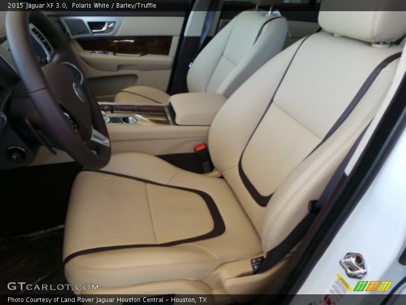 Front Seat of 2015 XF 3.0