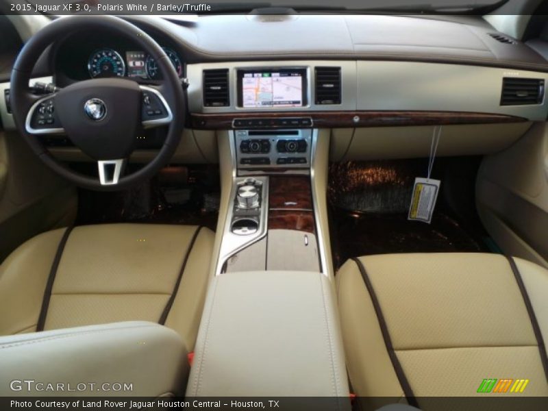 Polaris White / Barley/Truffle 2015 Jaguar XF 3.0
