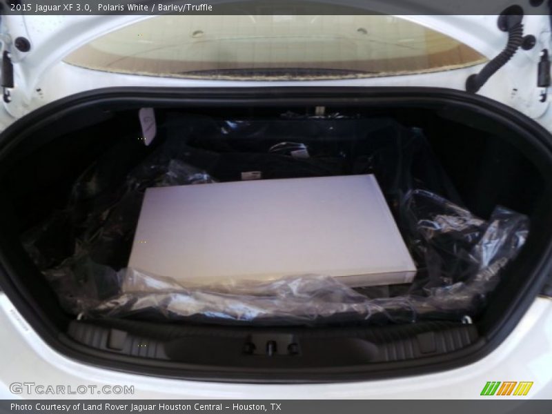 Polaris White / Barley/Truffle 2015 Jaguar XF 3.0