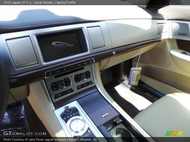 Caviar Metallic / Barley/Truffle 2015 Jaguar XF 3.0