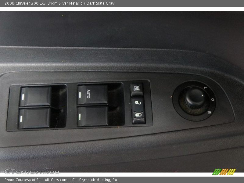 Bright Silver Metallic / Dark Slate Gray 2008 Chrysler 300 LX