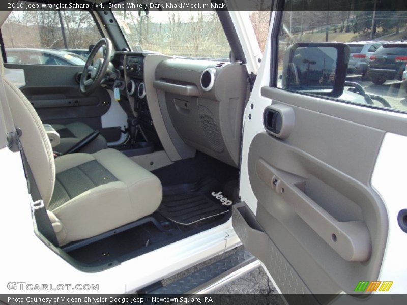 Stone White / Dark Khaki/Medium Khaki 2010 Jeep Wrangler Sahara 4x4