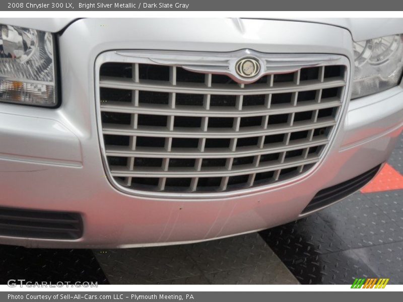 Bright Silver Metallic / Dark Slate Gray 2008 Chrysler 300 LX