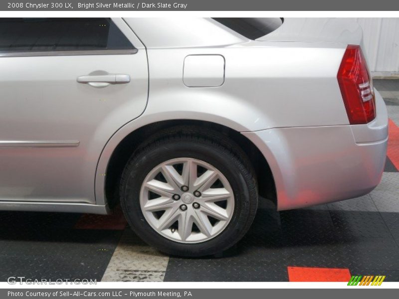 Bright Silver Metallic / Dark Slate Gray 2008 Chrysler 300 LX