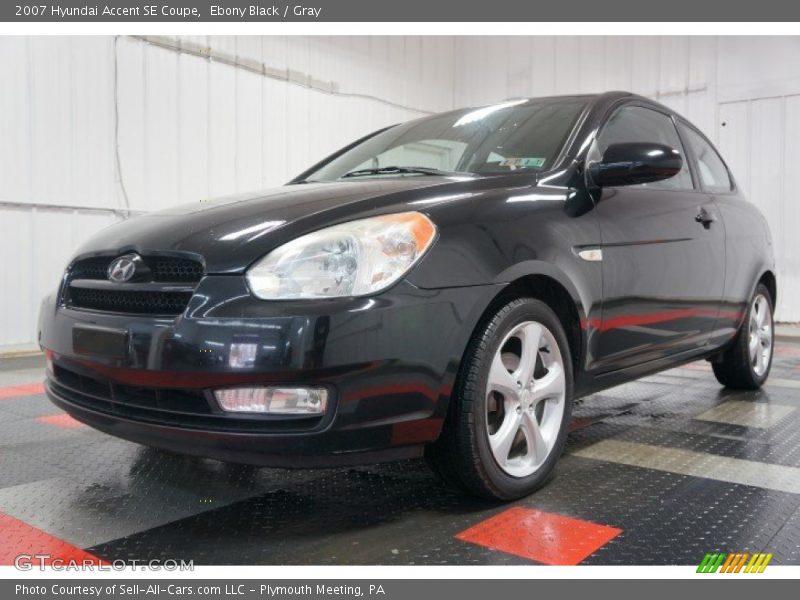 Ebony Black / Gray 2007 Hyundai Accent SE Coupe