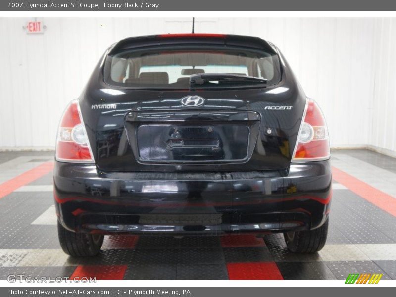 Ebony Black / Gray 2007 Hyundai Accent SE Coupe