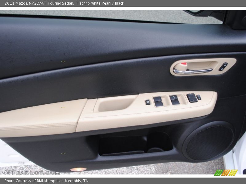 Techno White Pearl / Black 2011 Mazda MAZDA6 i Touring Sedan