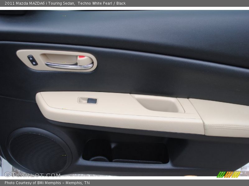 Techno White Pearl / Black 2011 Mazda MAZDA6 i Touring Sedan