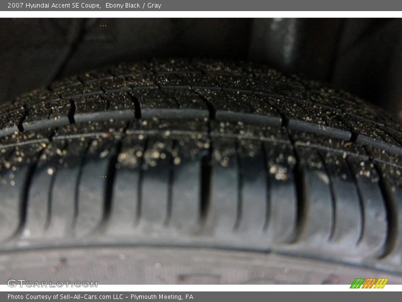 Ebony Black / Gray 2007 Hyundai Accent SE Coupe