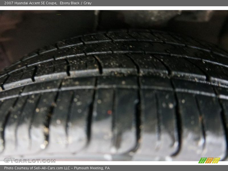 Ebony Black / Gray 2007 Hyundai Accent SE Coupe