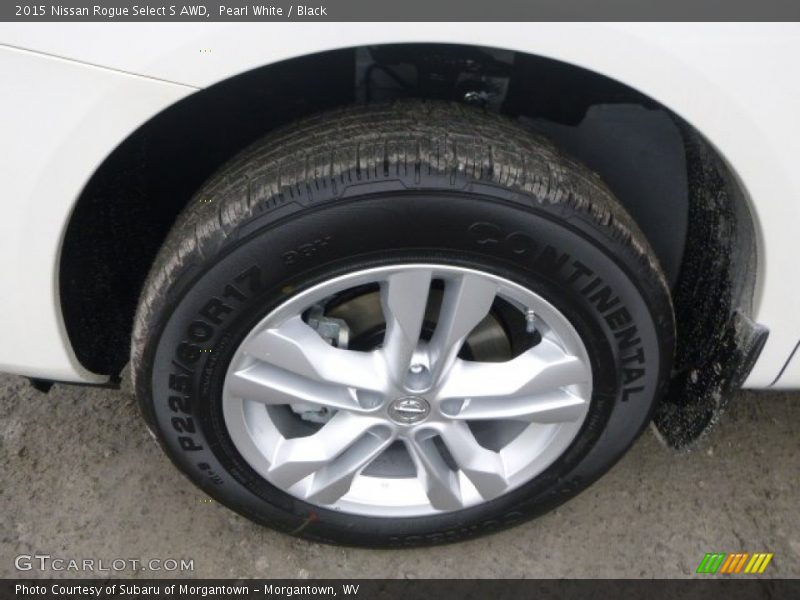 Pearl White / Black 2015 Nissan Rogue Select S AWD