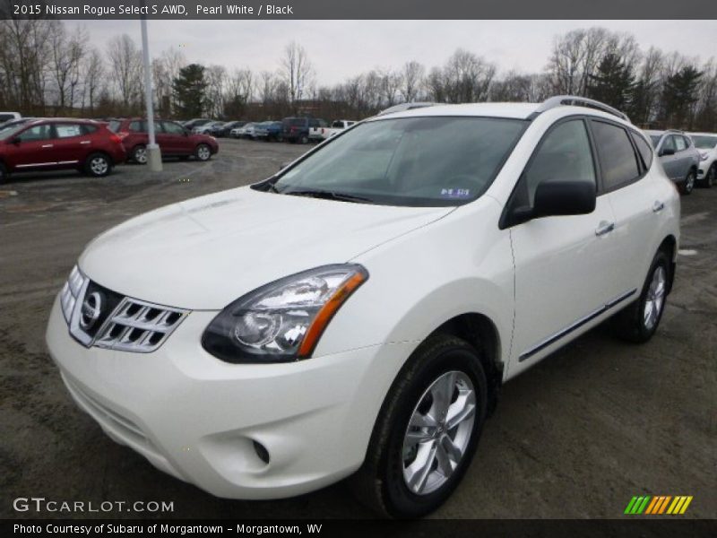 Pearl White / Black 2015 Nissan Rogue Select S AWD