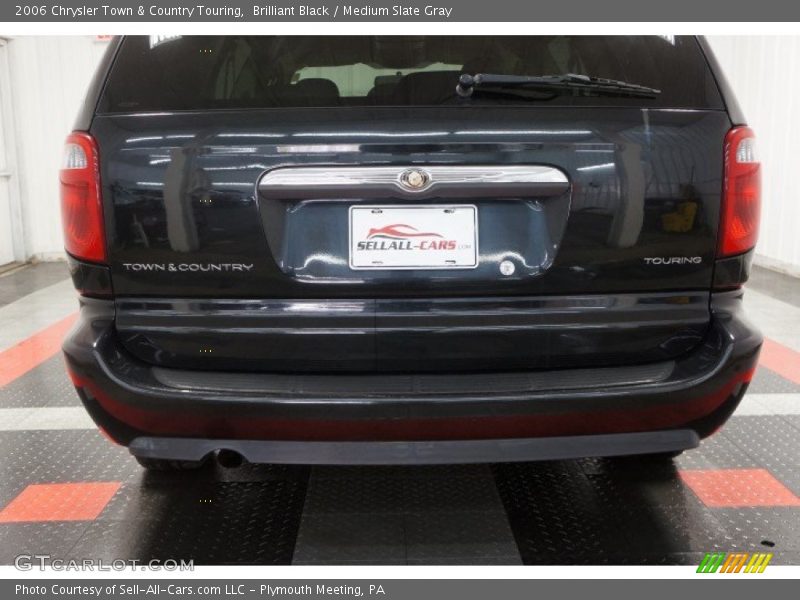 Brilliant Black / Medium Slate Gray 2006 Chrysler Town & Country Touring