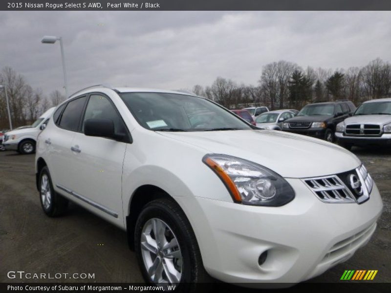 Pearl White / Black 2015 Nissan Rogue Select S AWD