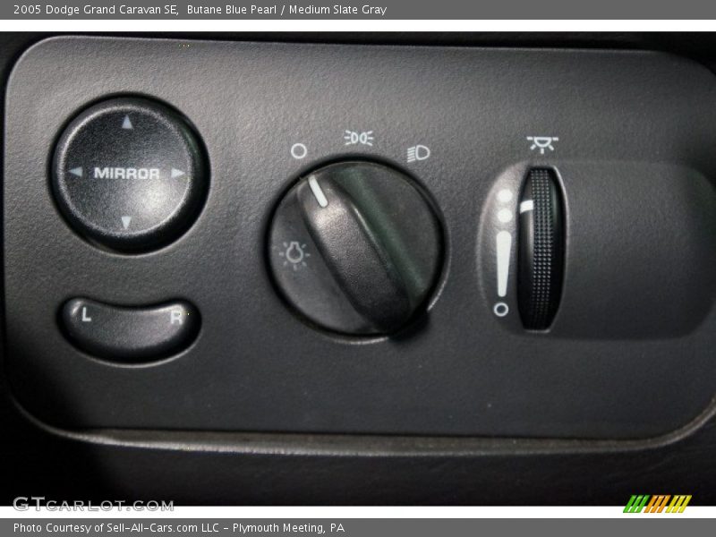 Butane Blue Pearl / Medium Slate Gray 2005 Dodge Grand Caravan SE