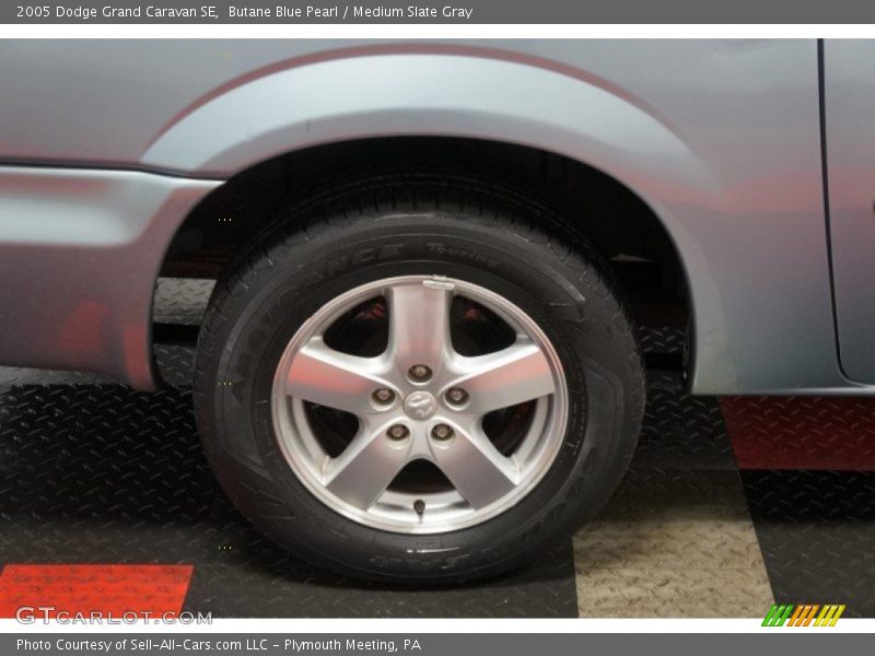 Butane Blue Pearl / Medium Slate Gray 2005 Dodge Grand Caravan SE