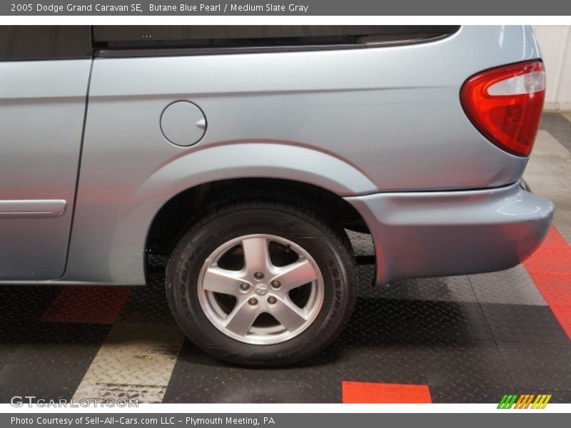 Butane Blue Pearl / Medium Slate Gray 2005 Dodge Grand Caravan SE