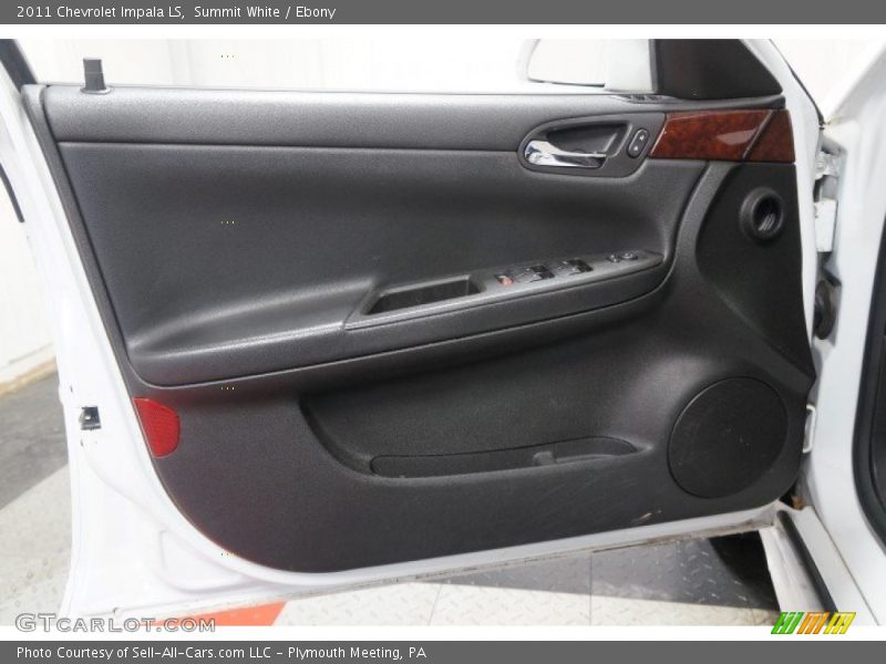 Summit White / Ebony 2011 Chevrolet Impala LS