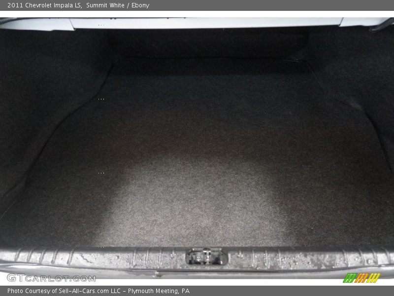 Summit White / Ebony 2011 Chevrolet Impala LS