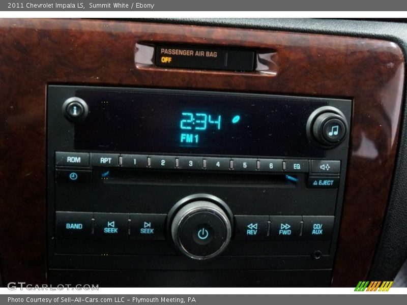Summit White / Ebony 2011 Chevrolet Impala LS