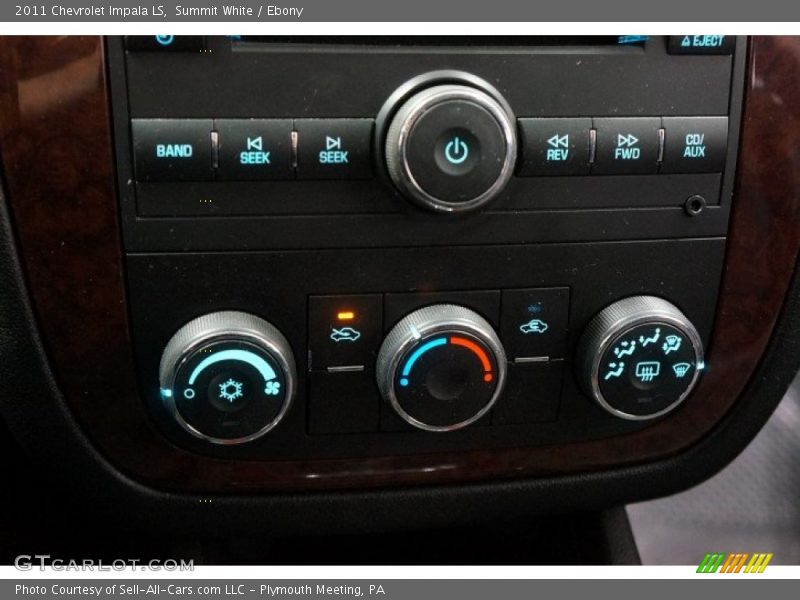 Summit White / Ebony 2011 Chevrolet Impala LS