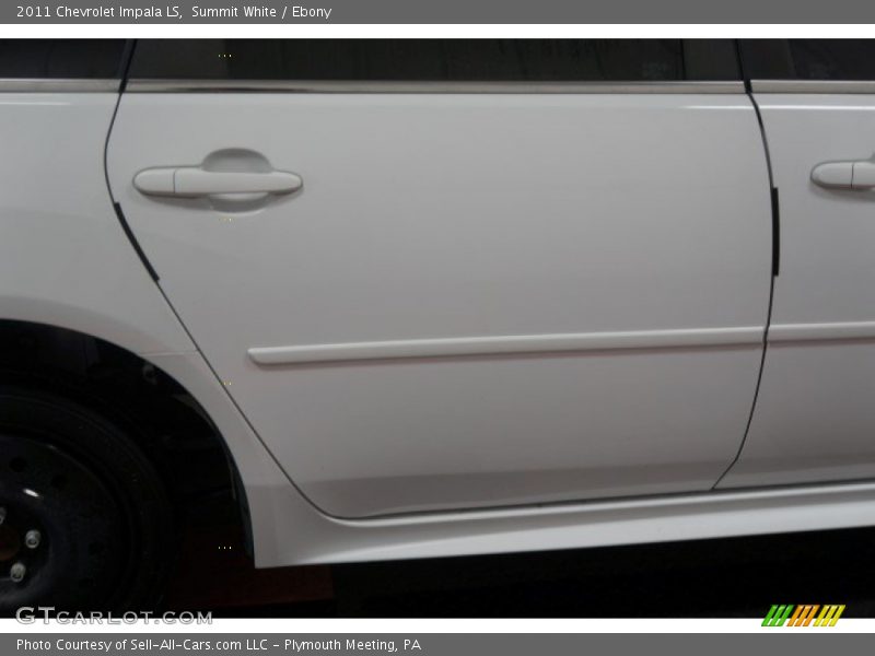 Summit White / Ebony 2011 Chevrolet Impala LS