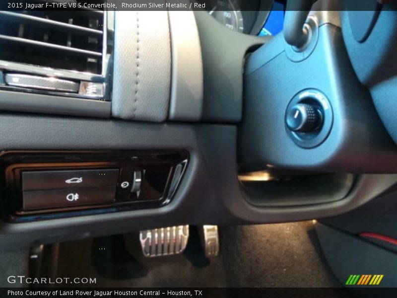 Rhodium Silver Metallic / Red 2015 Jaguar F-TYPE V8 S Convertible
