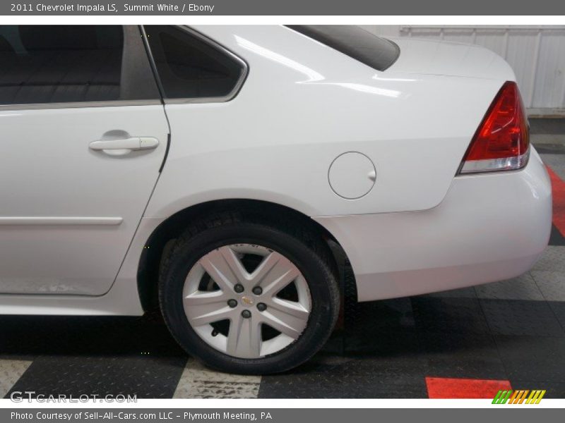 Summit White / Ebony 2011 Chevrolet Impala LS