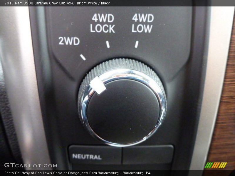 Controls of 2015 3500 Laramie Crew Cab 4x4