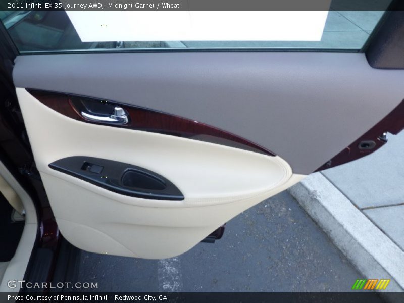 Door Panel of 2011 EX 35 Journey AWD