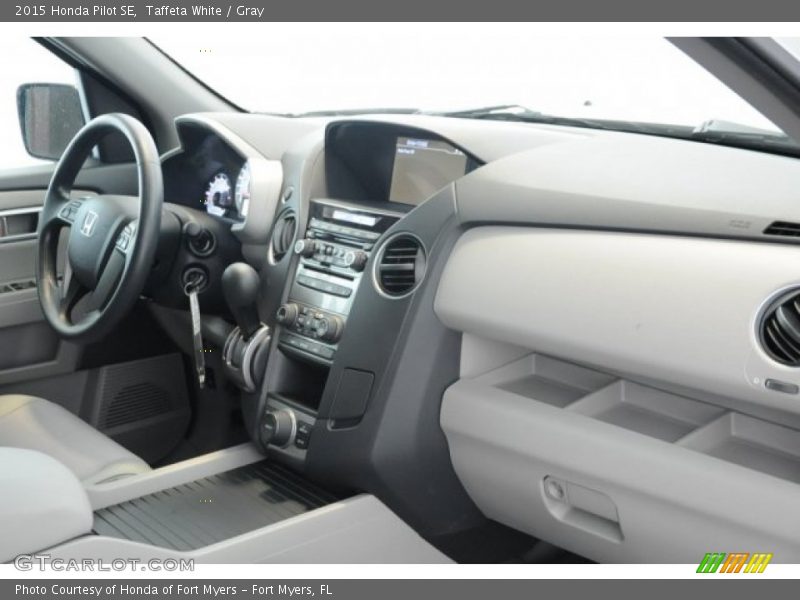 Taffeta White / Gray 2015 Honda Pilot SE
