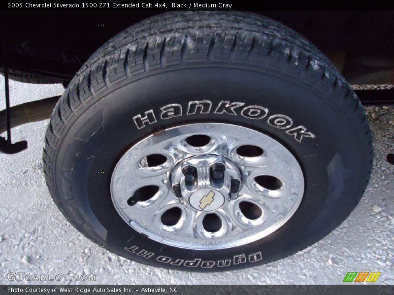 Black / Medium Gray 2005 Chevrolet Silverado 1500 Z71 Extended Cab 4x4