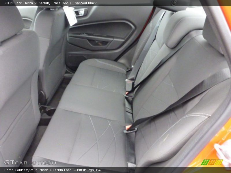 Race Red / Charcoal Black 2015 Ford Fiesta SE Sedan