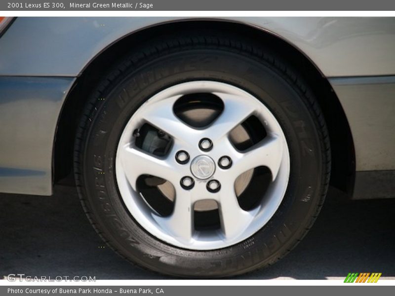Mineral Green Metallic / Sage 2001 Lexus ES 300