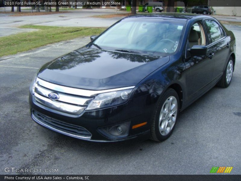 Atlantis Green Metallic / Medium Light Stone 2010 Ford Fusion SE
