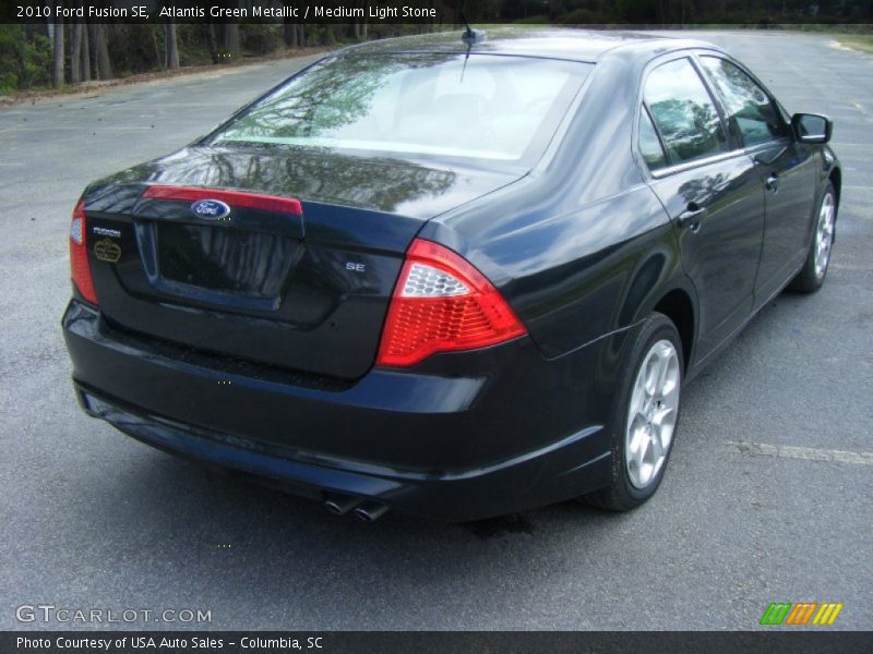 Atlantis Green Metallic / Medium Light Stone 2010 Ford Fusion SE