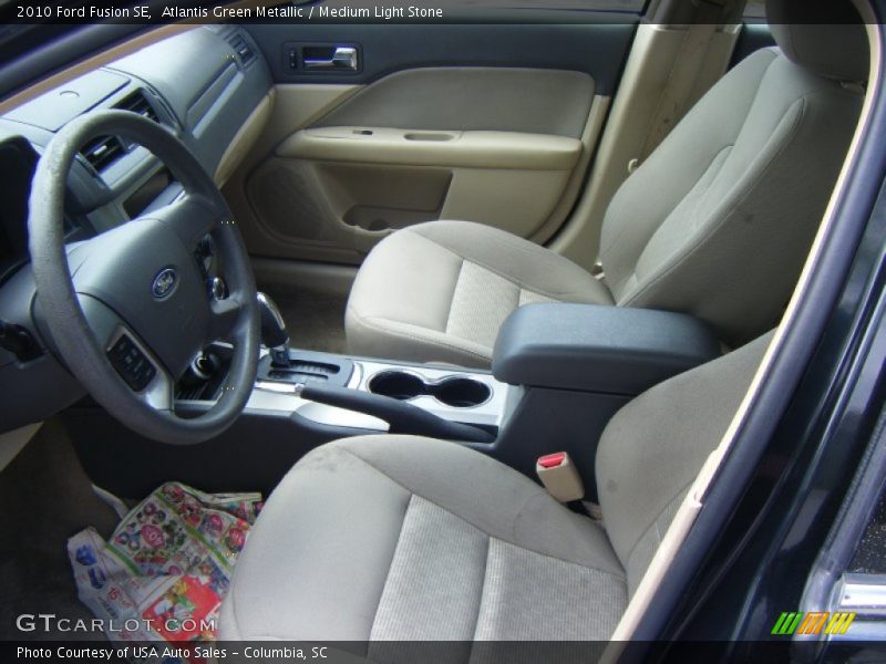 Atlantis Green Metallic / Medium Light Stone 2010 Ford Fusion SE