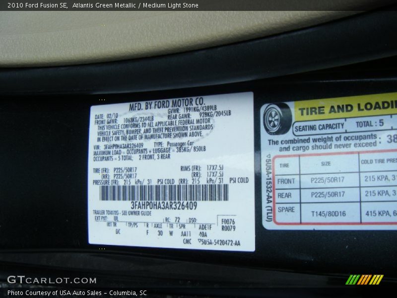 Atlantis Green Metallic / Medium Light Stone 2010 Ford Fusion SE