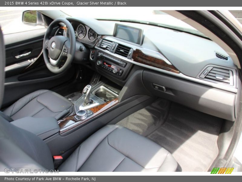 Dashboard of 2015 4 Series 428i xDrive Coupe