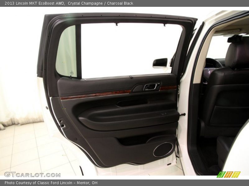 Crystal Champagne / Charcoal Black 2013 Lincoln MKT EcoBoost AWD