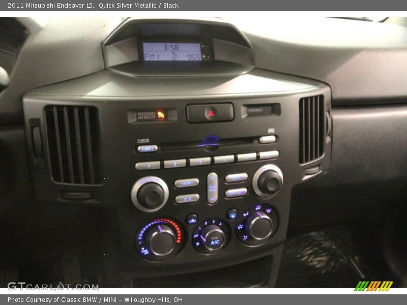 Quick Silver Metallic / Black 2011 Mitsubishi Endeavor LS