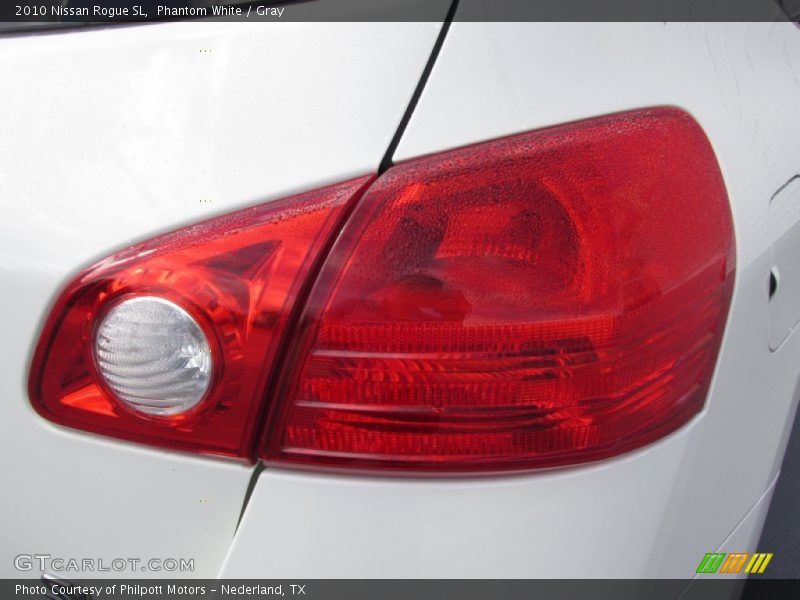 Phantom White / Gray 2010 Nissan Rogue SL
