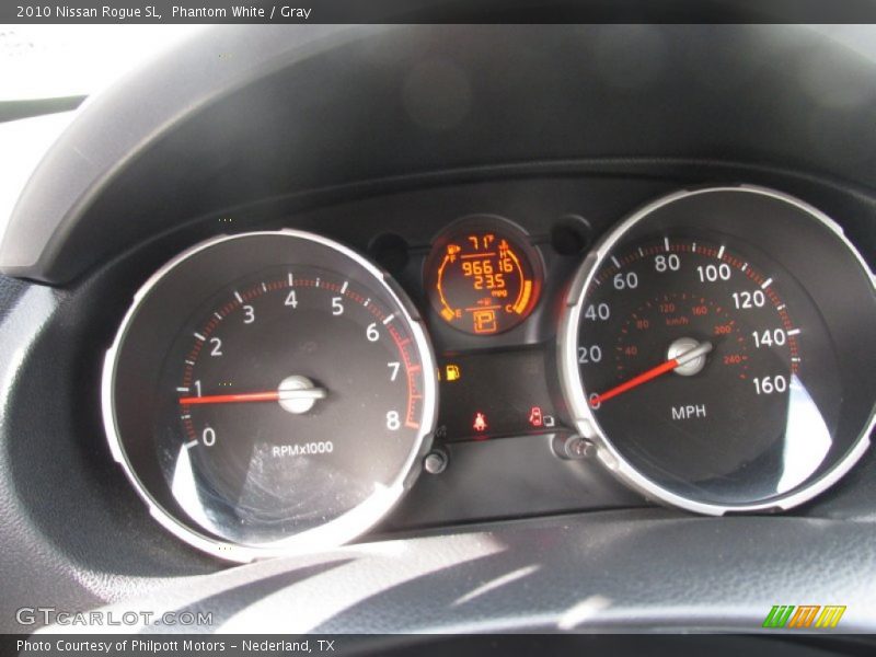 Phantom White / Gray 2010 Nissan Rogue SL