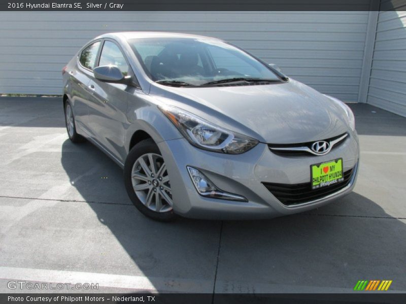 Silver / Gray 2016 Hyundai Elantra SE