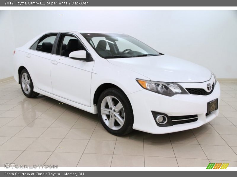 Super White / Black/Ash 2012 Toyota Camry LE