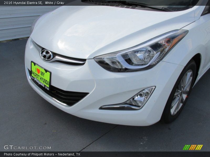 White / Gray 2016 Hyundai Elantra SE