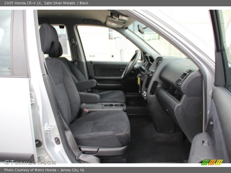 Satin Silver Metallic / Black 2005 Honda CR-V LX