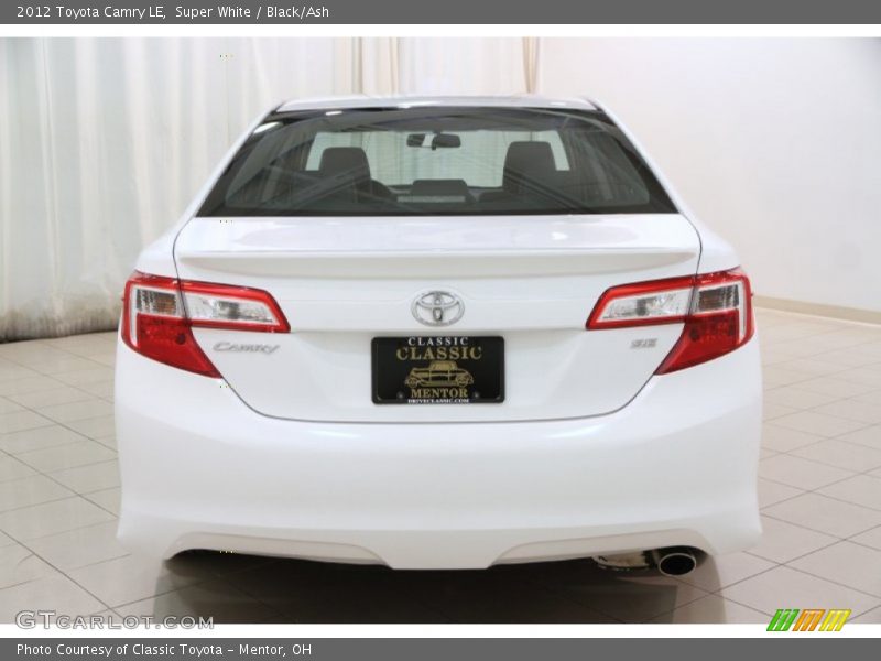 Super White / Black/Ash 2012 Toyota Camry LE